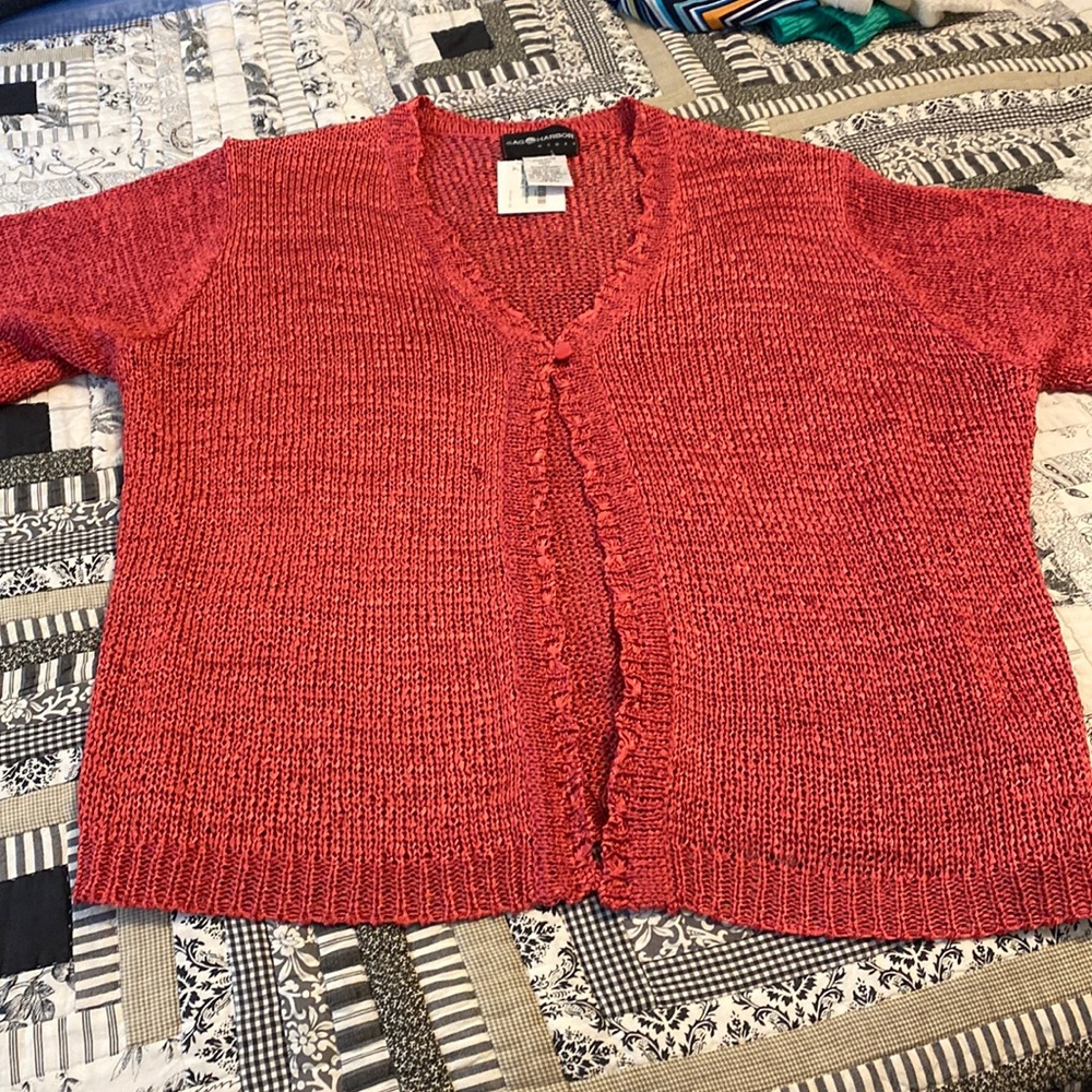 Sag Harbor brand size 1x Rust Colored Short Sleeve Sweater